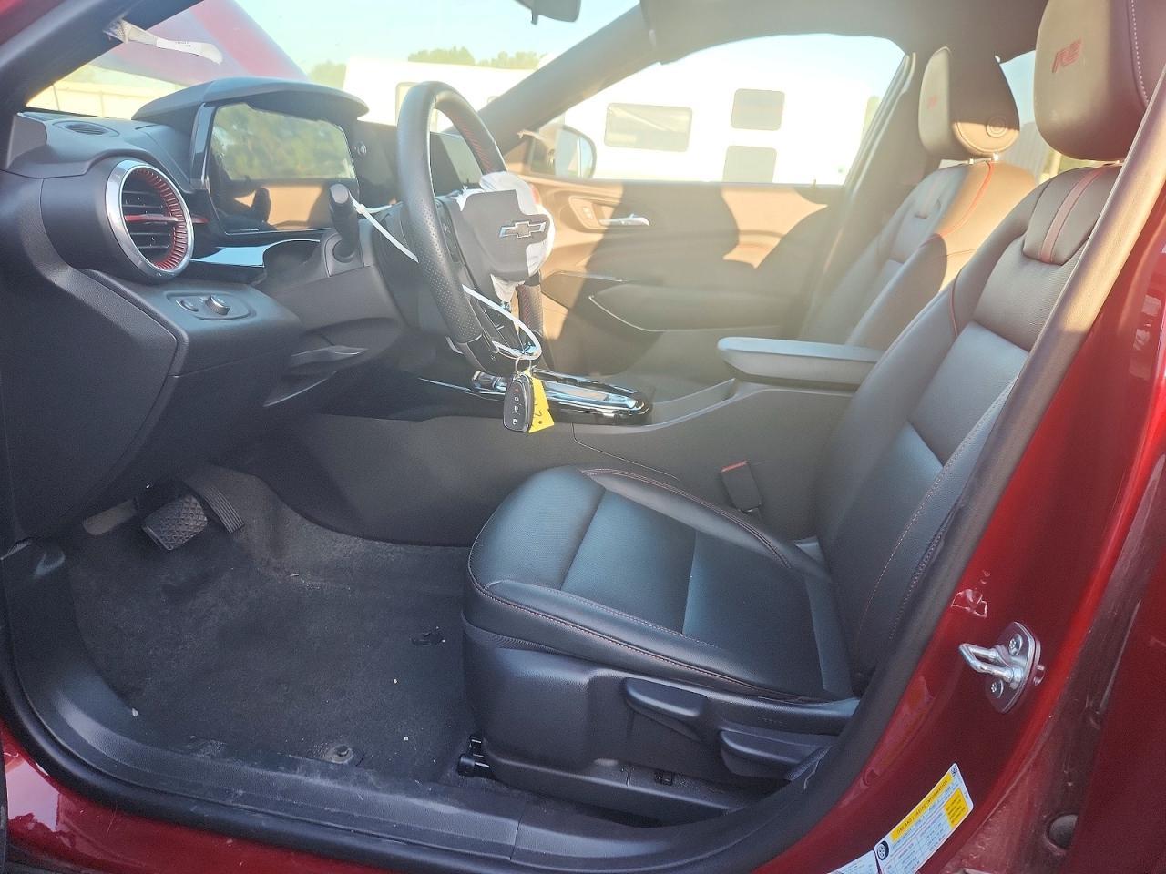 2025 Chevrolet Trax 2Rs - Image 7