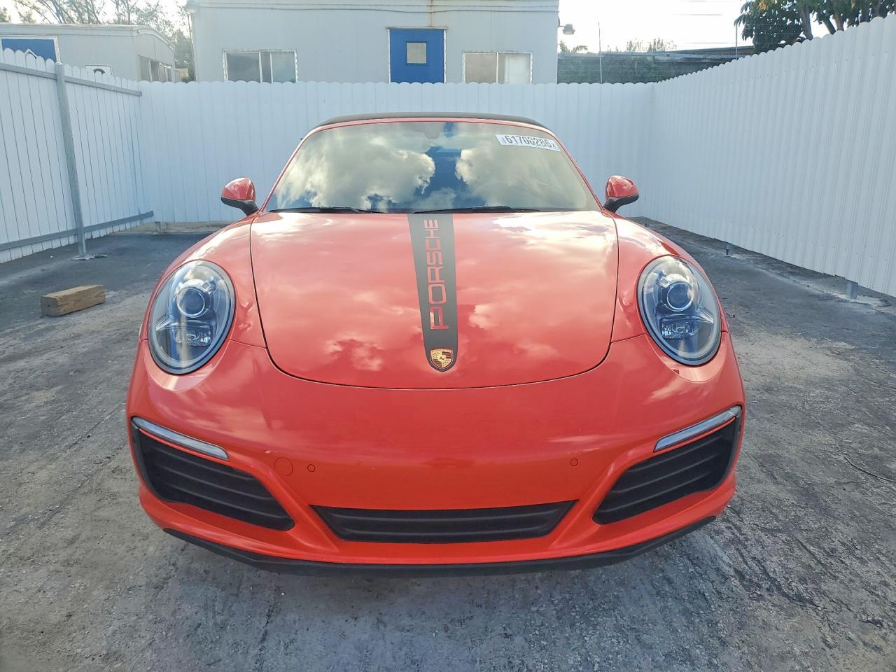 2017 Porsche 911 Carrera - Image 5