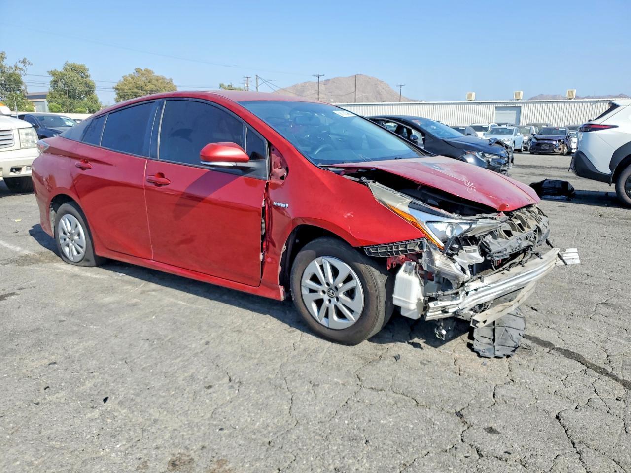 2016 Toyota Prius Two - Фото 4