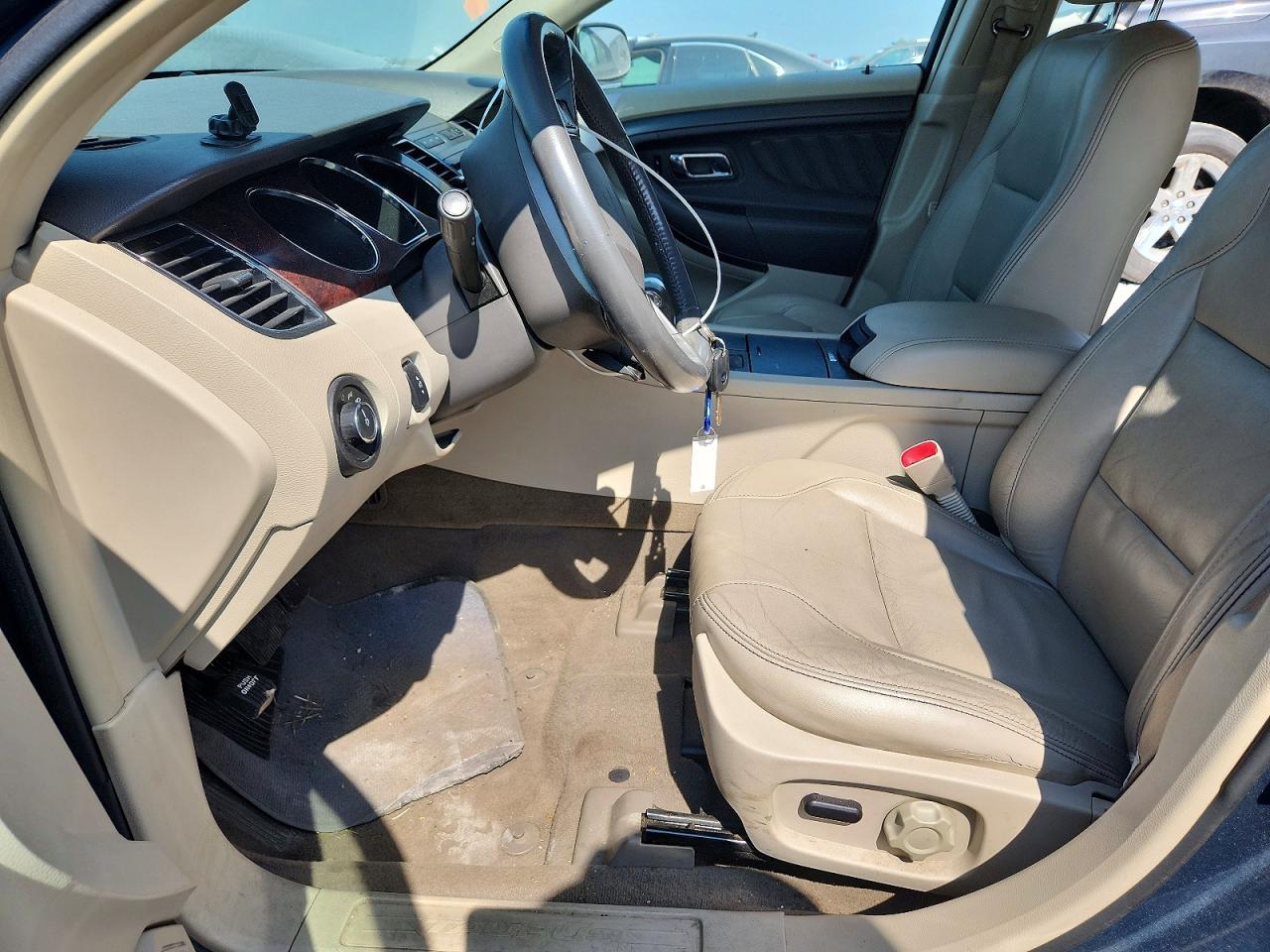 2010 Ford Taurus Sel - Image 7
