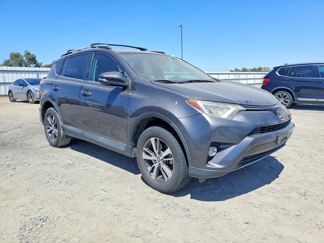 2018 Toyota Rav4 Xle - Image 4