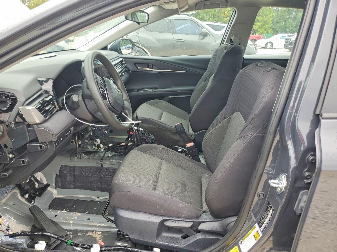 2025 Toyota Camry Le - Фото 7
