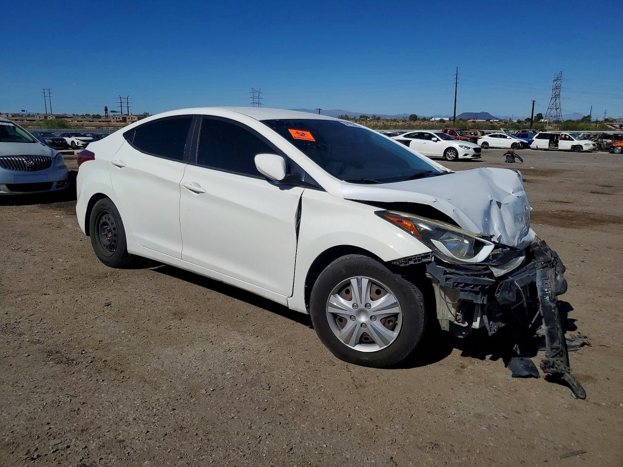 2016 Hyundai Elantra Se - Image 4