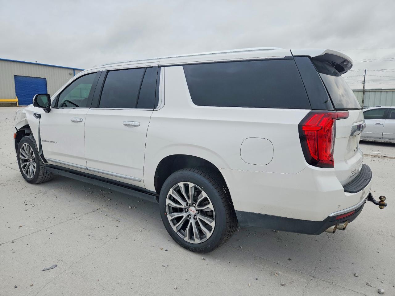 2021 GMC Yukon Xl Denali - Фото 2