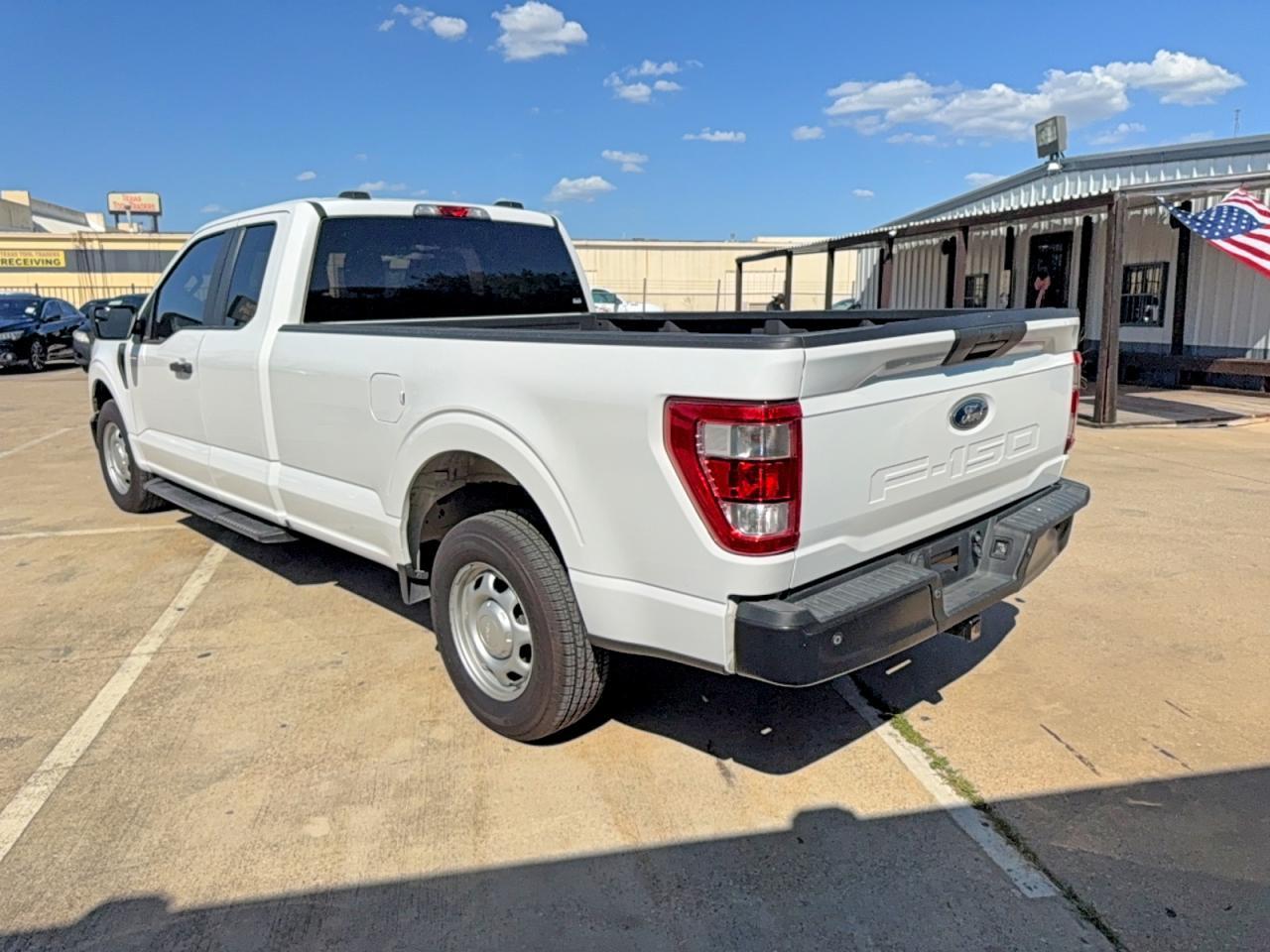 2022 Ford F150 Super Cab - Фото 3