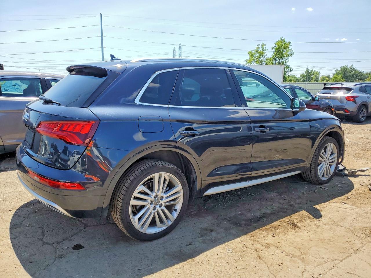 2019 Audi Q5 Premium Plus - Image 3