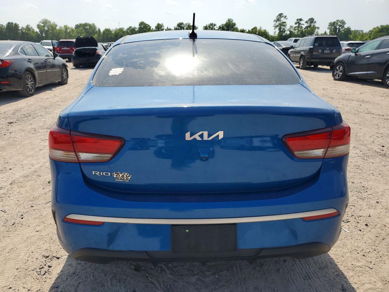 2022 Kia Rio S - Фото 6