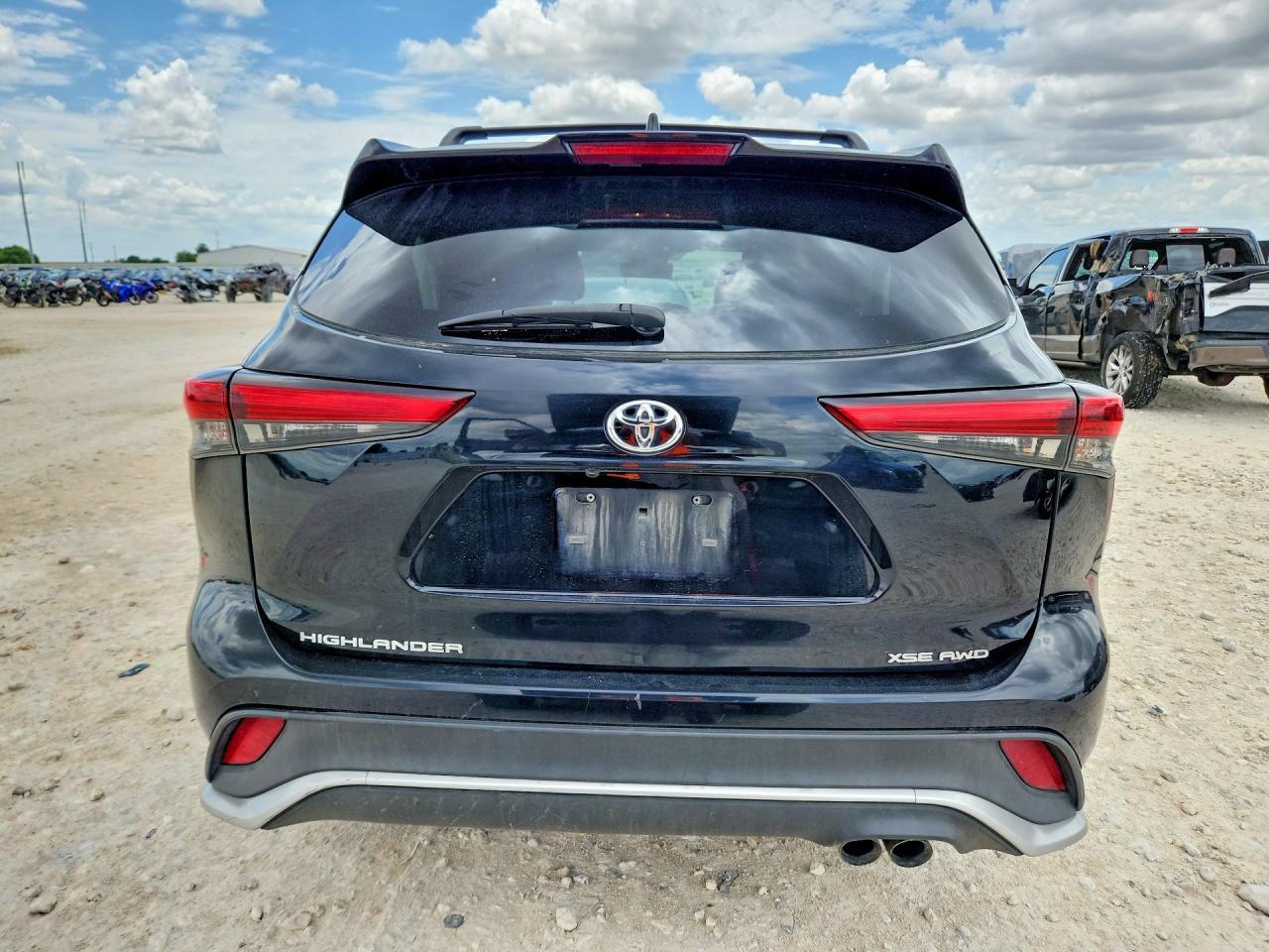 2022 Toyota Highlander Xse - Фото 6