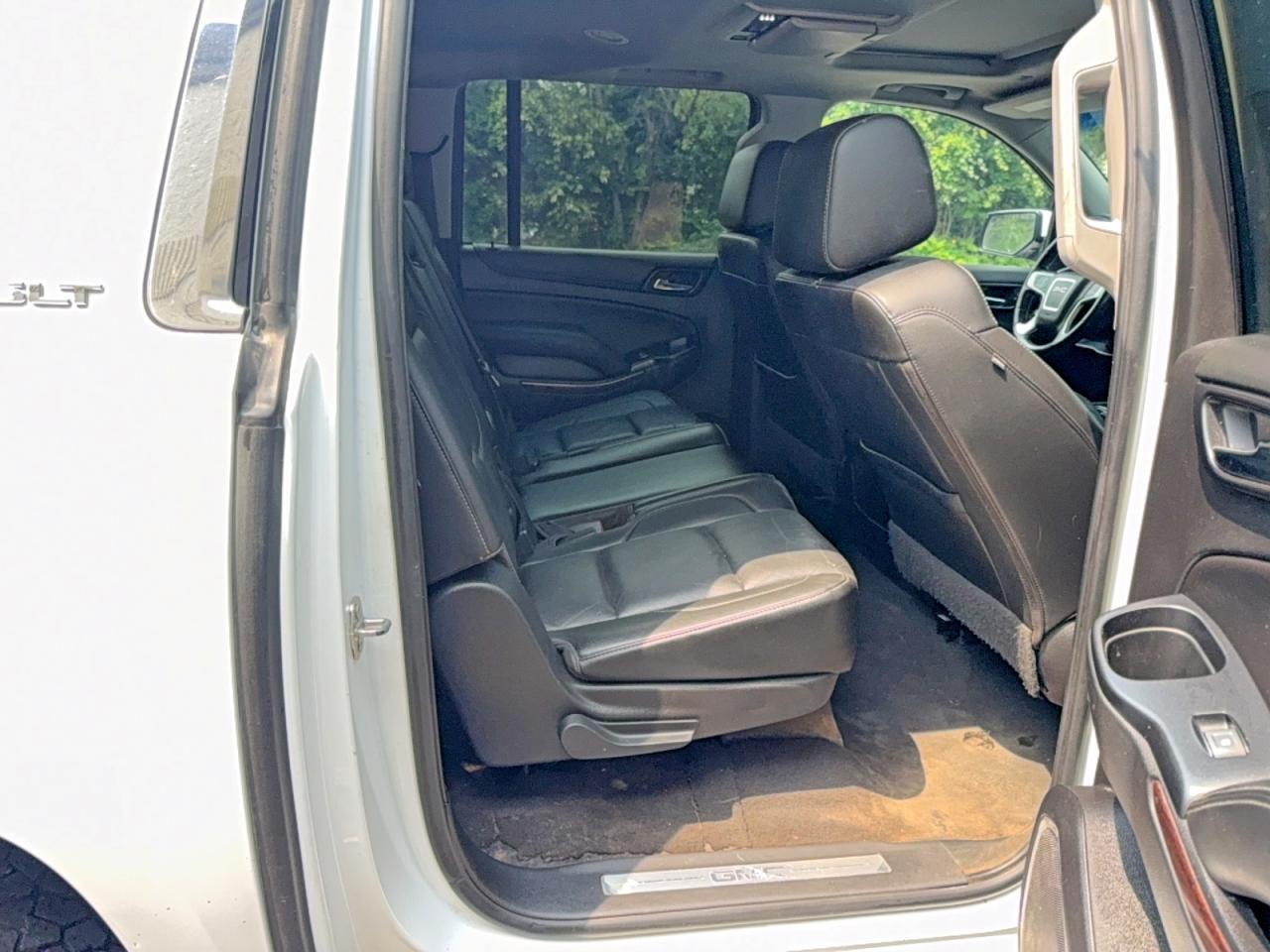2019 GMC Yukon Xl K1500 Slt - Image 6