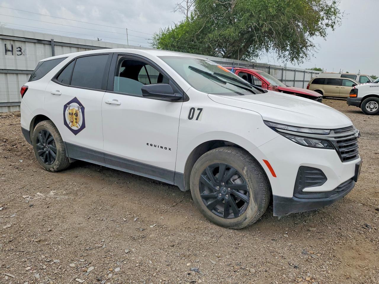 2023 Chevrolet Equinox Ls - Фото 4