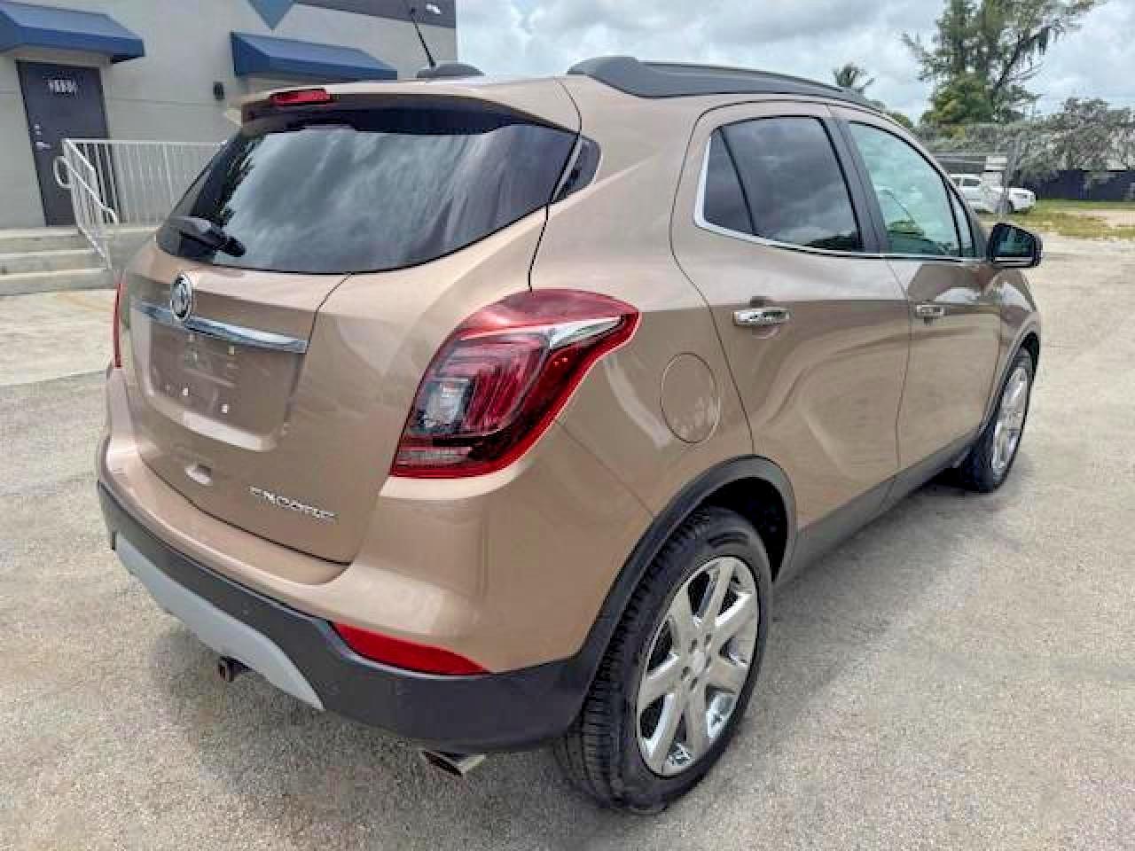 2019 Buick Encore Essence - Фото 3