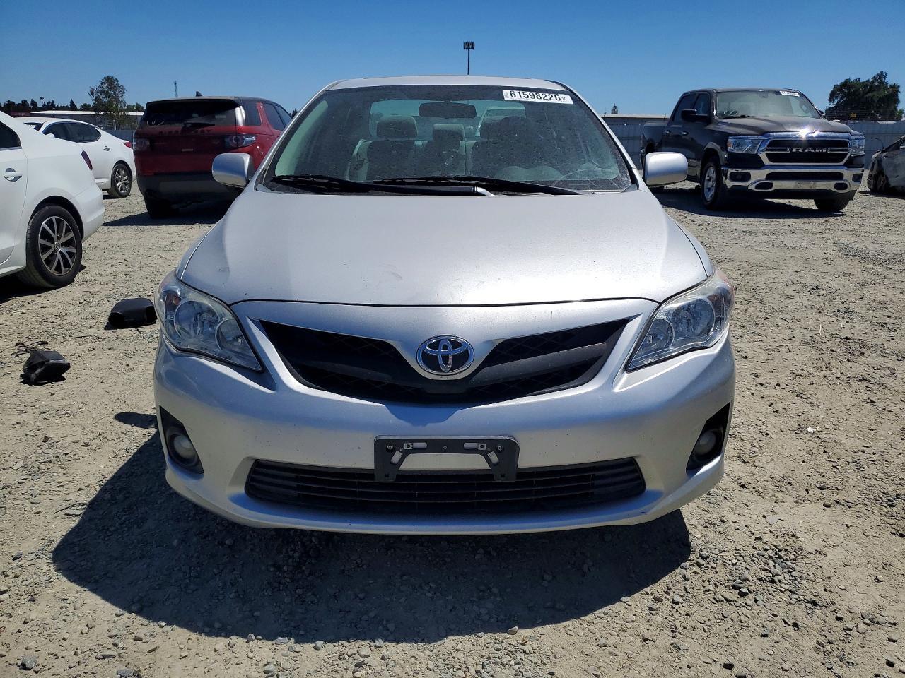 2013 Toyota Corolla Le - Фото 5