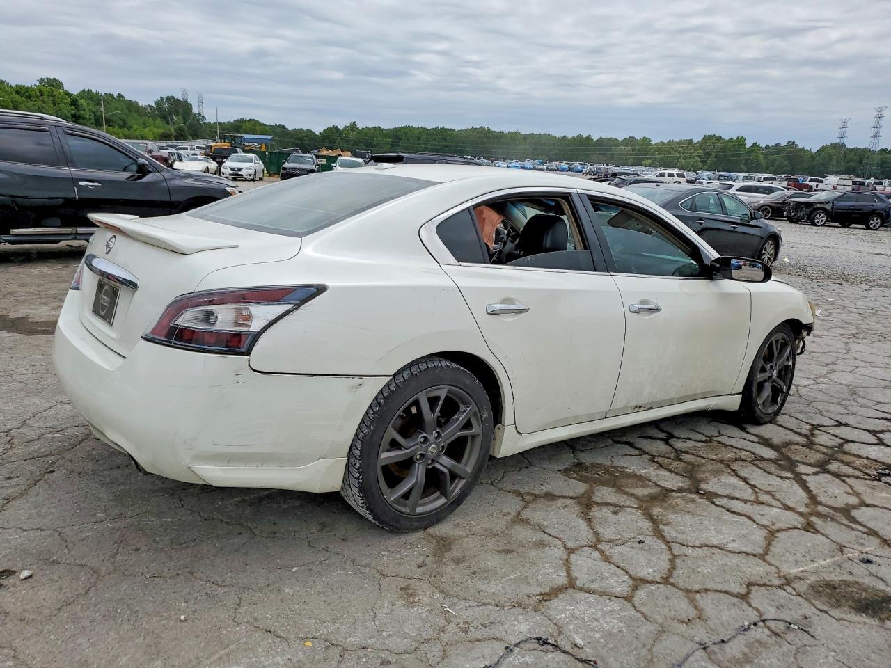 2014 Nissan Maxima 3.5 Sv - Image 3