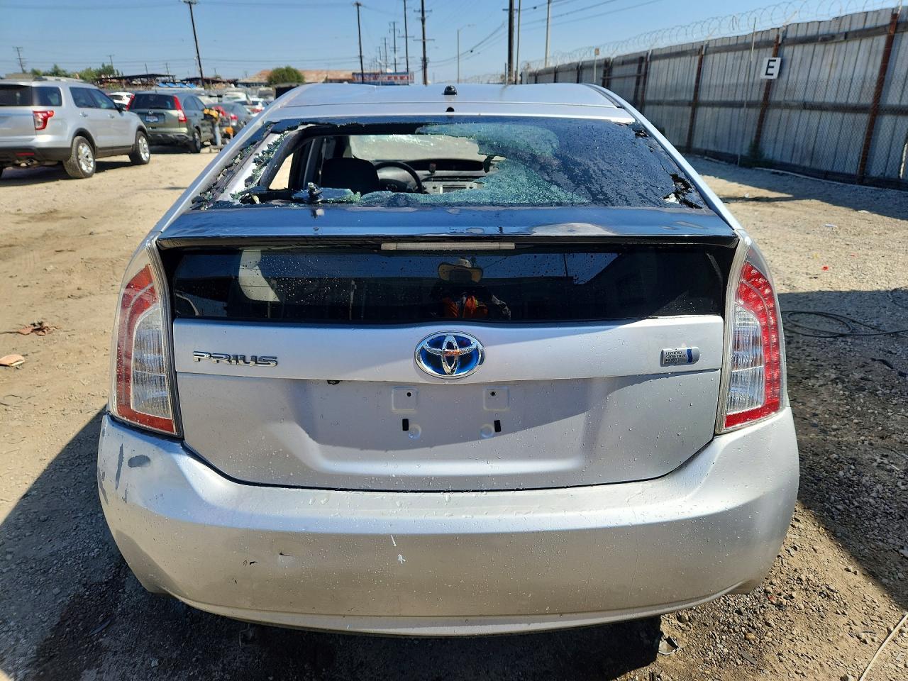 2015 Toyota Prius Two - Фото 6