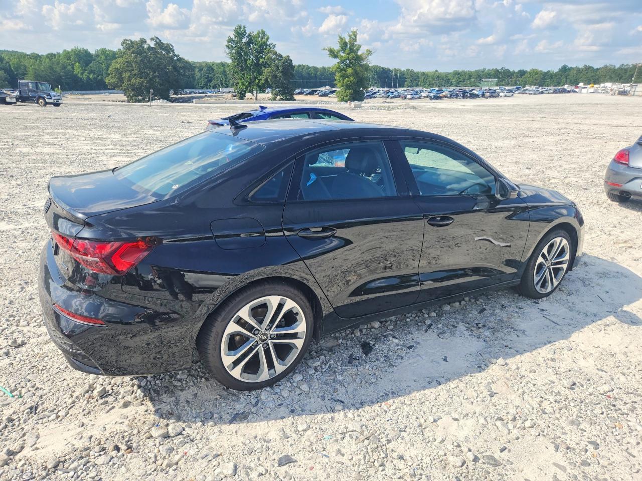 2025 Audi A3 Premium Plus - Фото 3