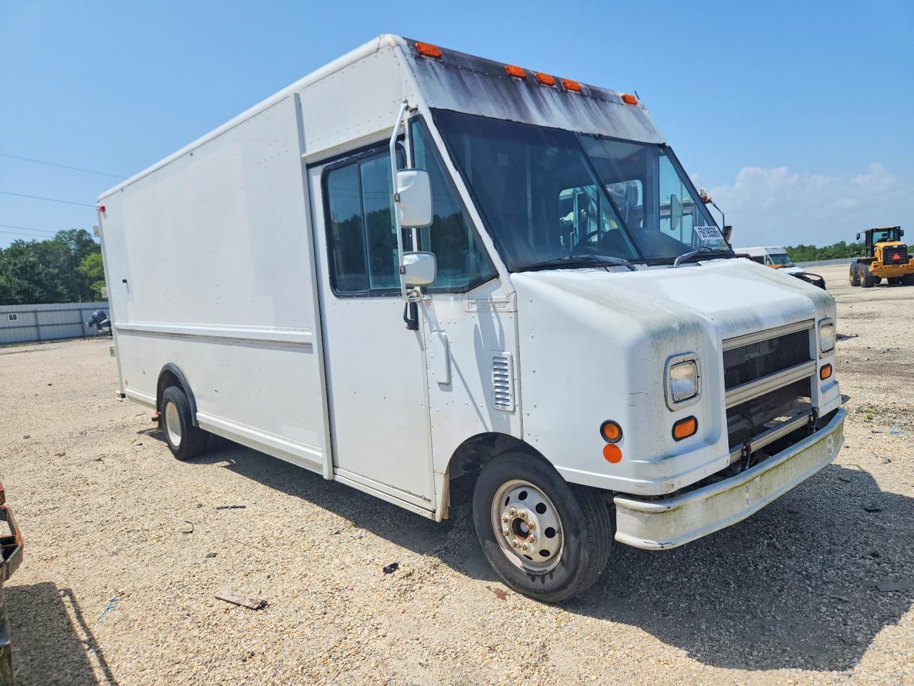 2003 Ford E350 Delivery Truck - Фото 4