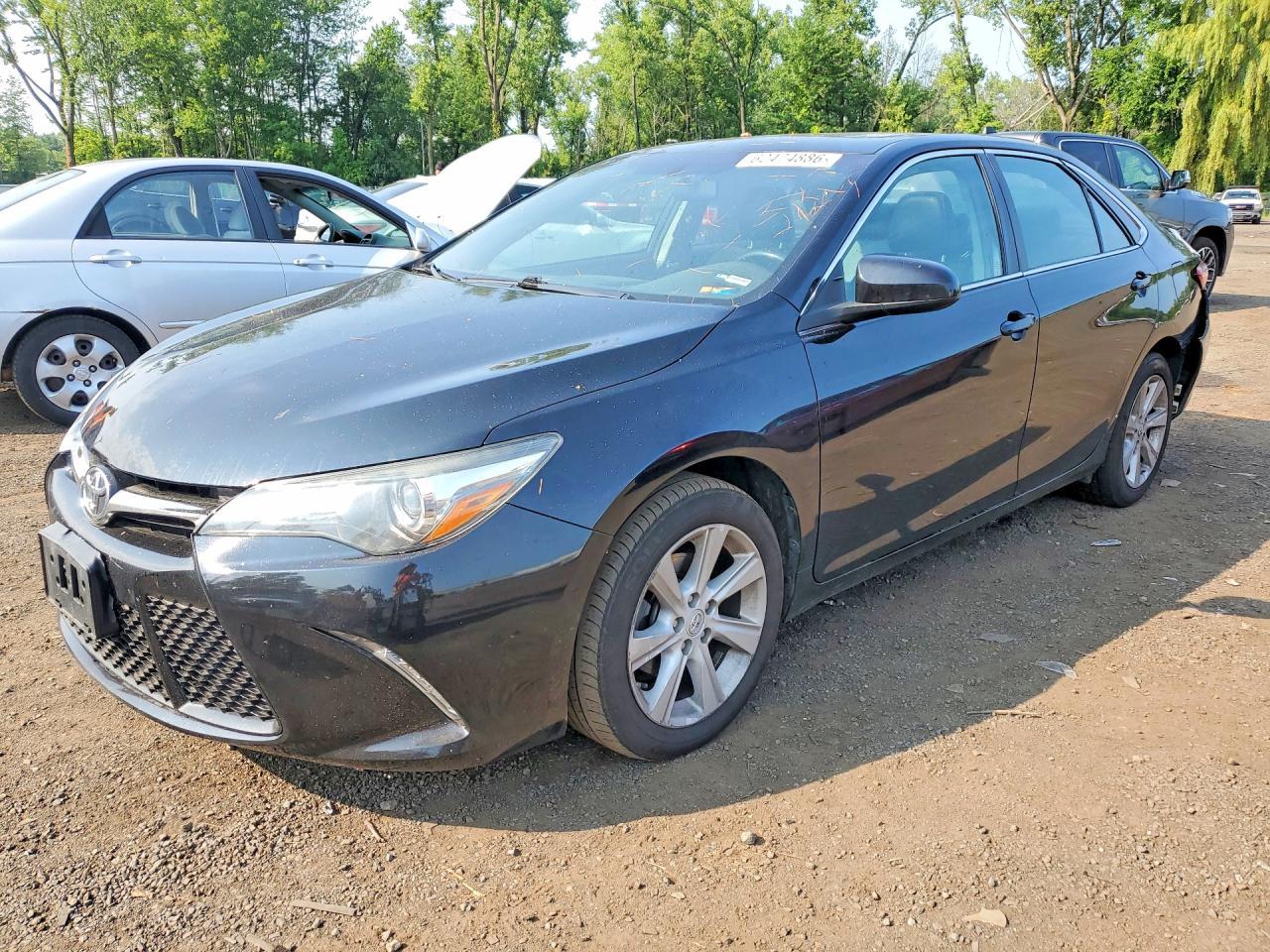 2016 Toyota Camry Xse