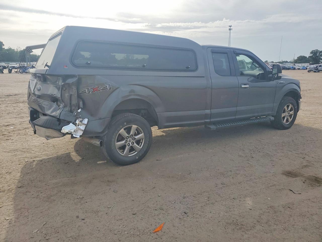 2018 Ford F150 Super Cab - Фото 3