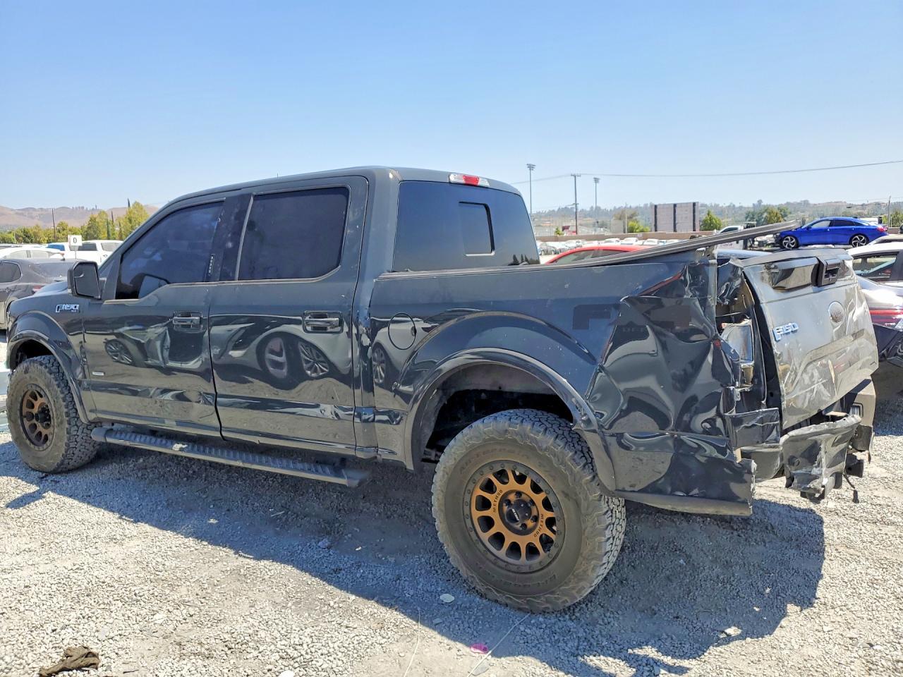 2016 Ford F150 Supercrew - Фото 2
