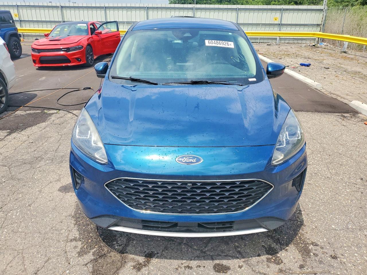 2020 Ford Escape Se - Фото 5