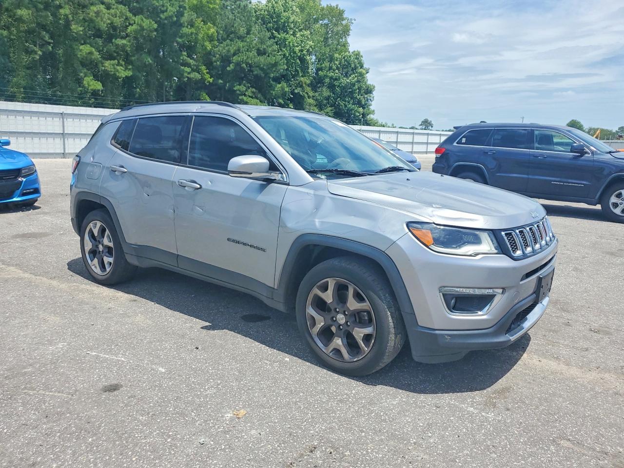 2018 Jeep Compass Limited - Image 4
