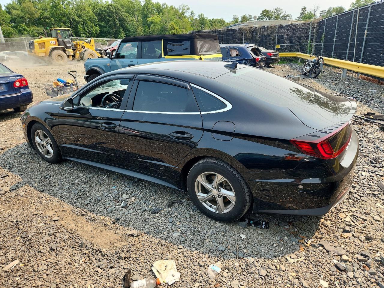 2022 Hyundai Sonata Se - Image 2