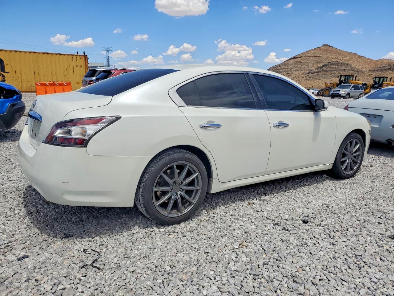 2014 Nissan Maxima 3.5 S - Фото 3