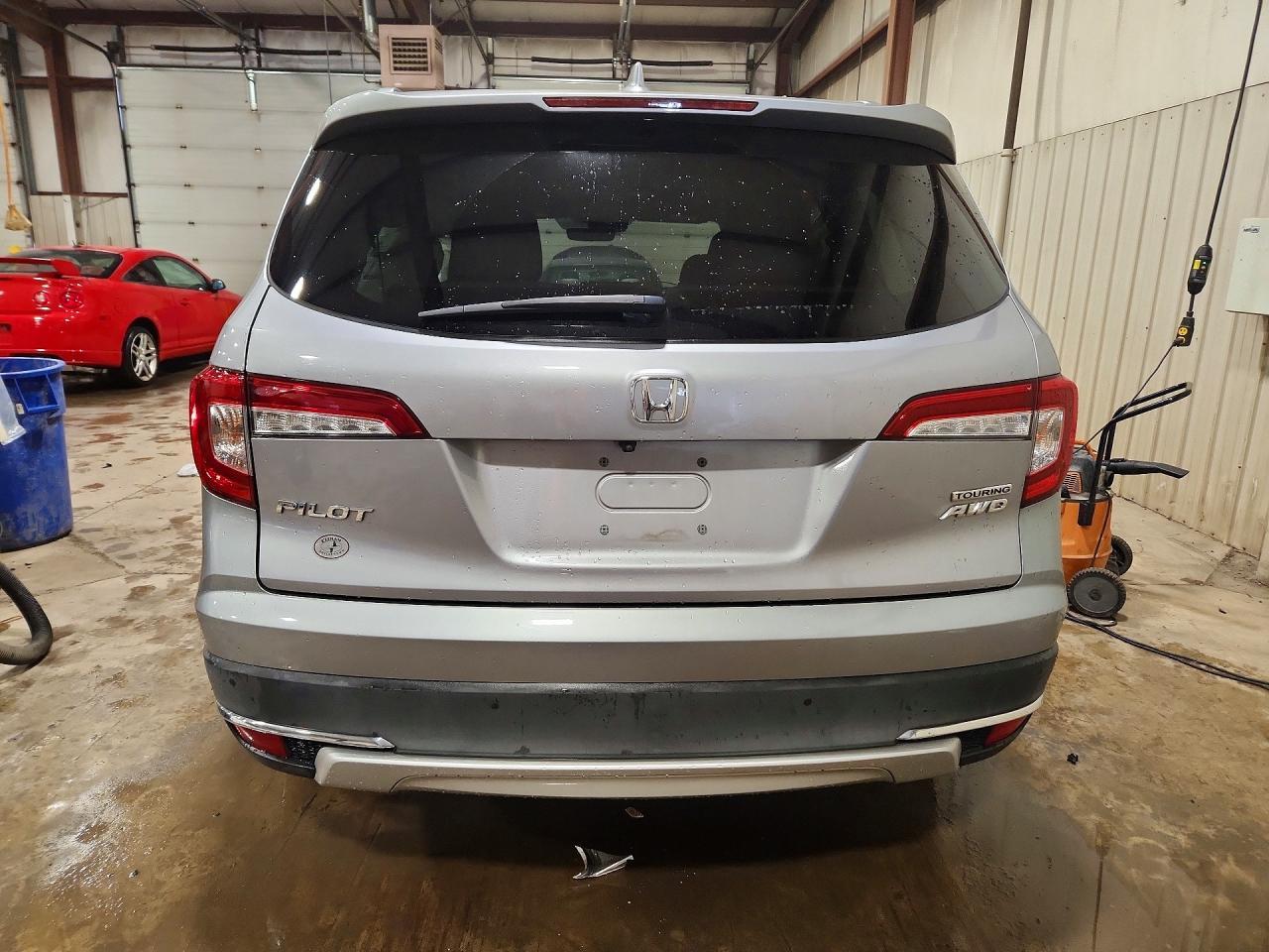 2020 Honda Pilot Touring - Фото 6