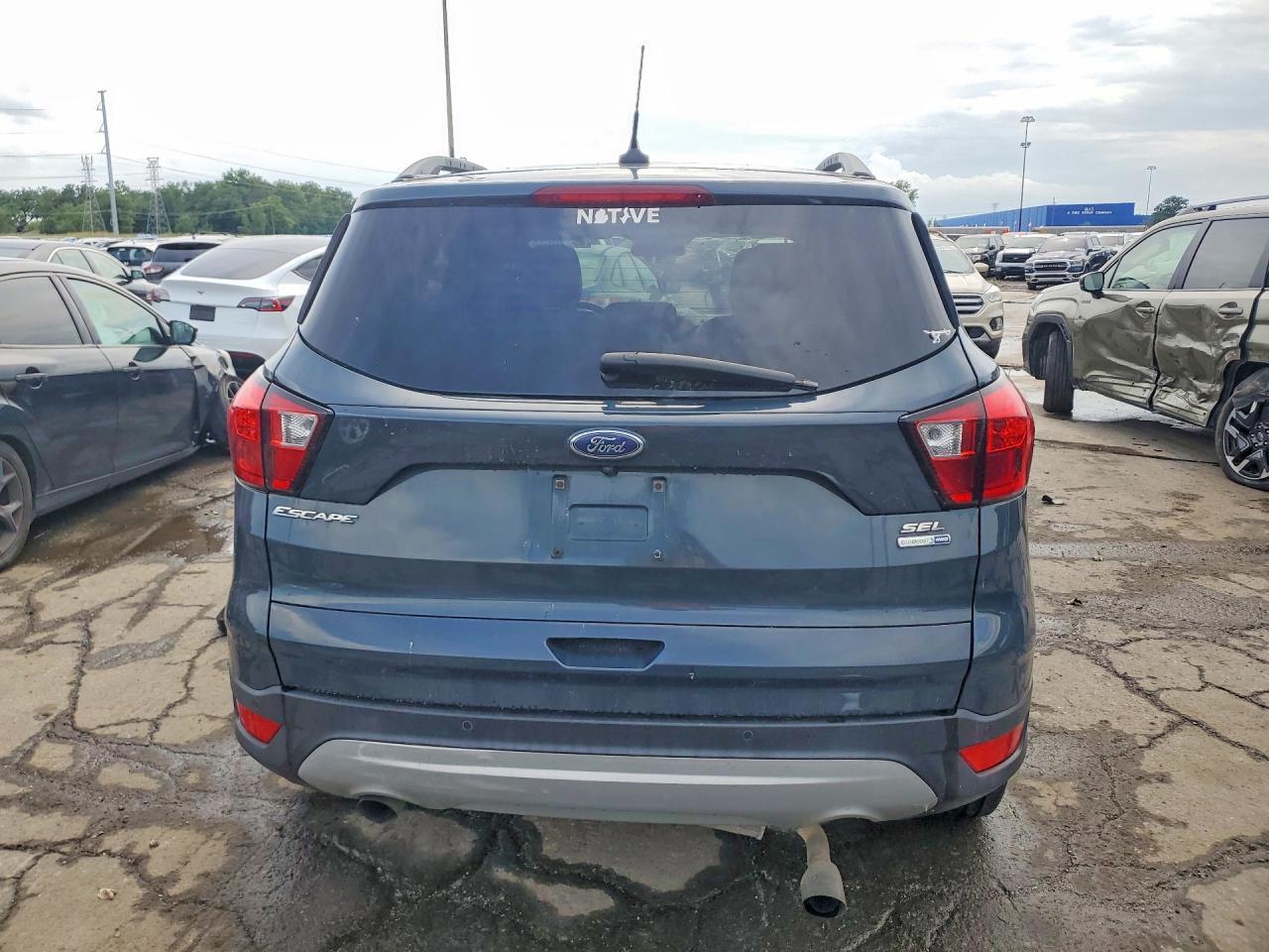 2019 Ford Escape Sel - Фото 6