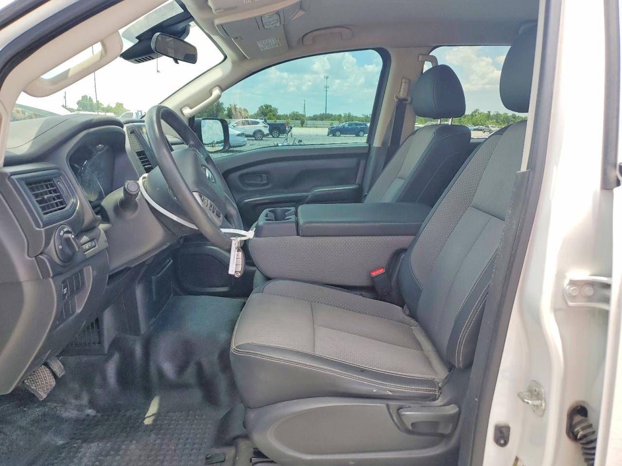 2021 Nissan Titan Xd S - Фото 7