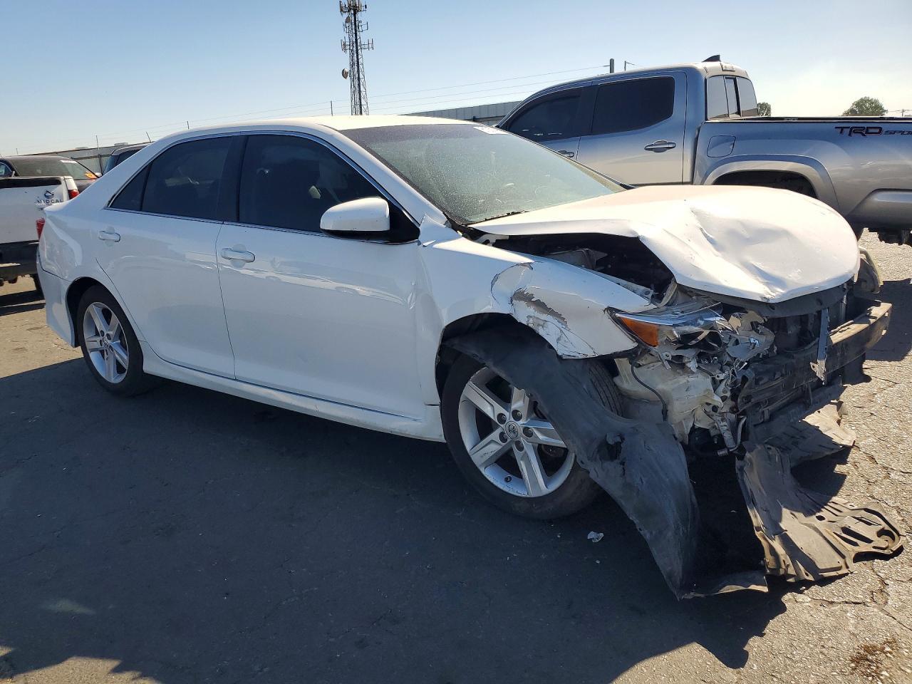 2013 Toyota Camry Se - Фото 4