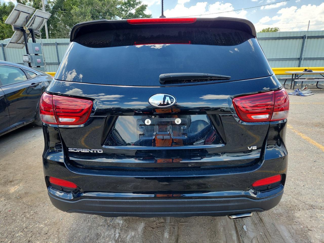 2019 Kia Sorento S V6 - Фото 6