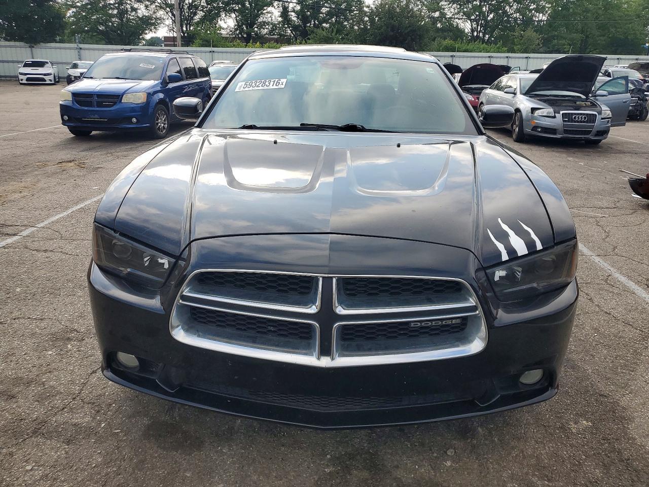 2012 Dodge Charger R - Image 5