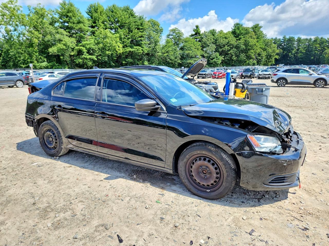 2012 Volkswagen Jetta Base - Image 4