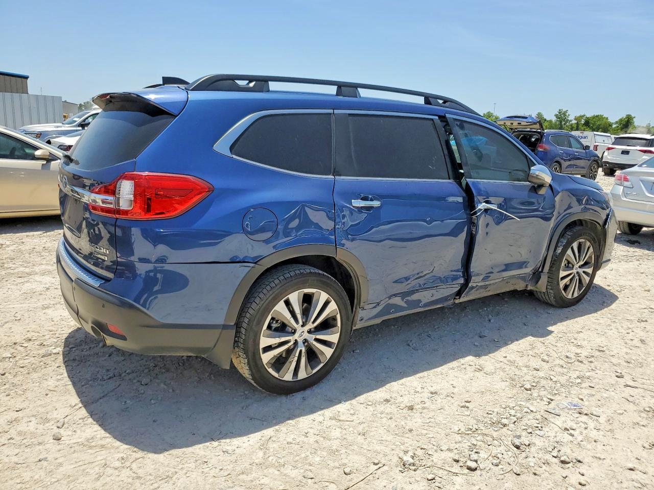 2019 Subaru Ascent Touring - Фото 3
