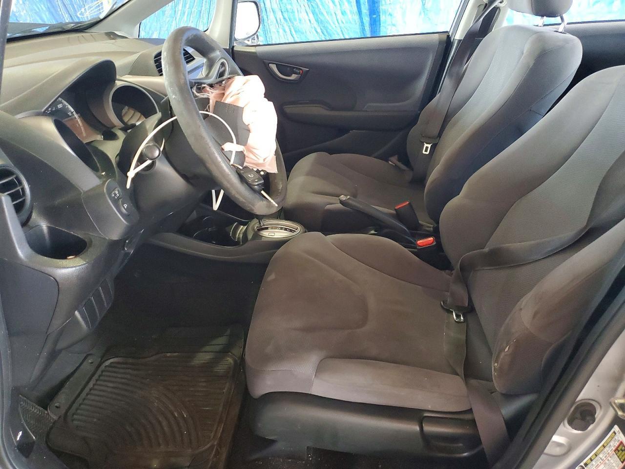 2010 Honda Fit - Фото 7