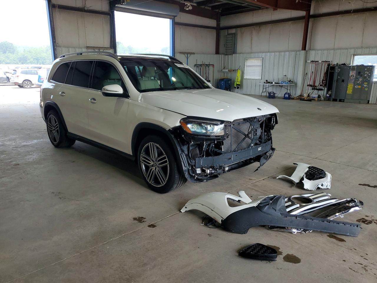 2025 Mercedes-Benz Gls 450 4Matic - Фото 4