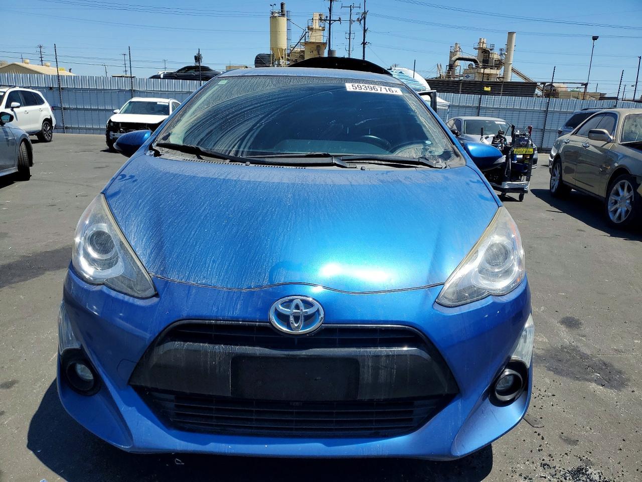2016 Toyota Prius C Four - Фото 5