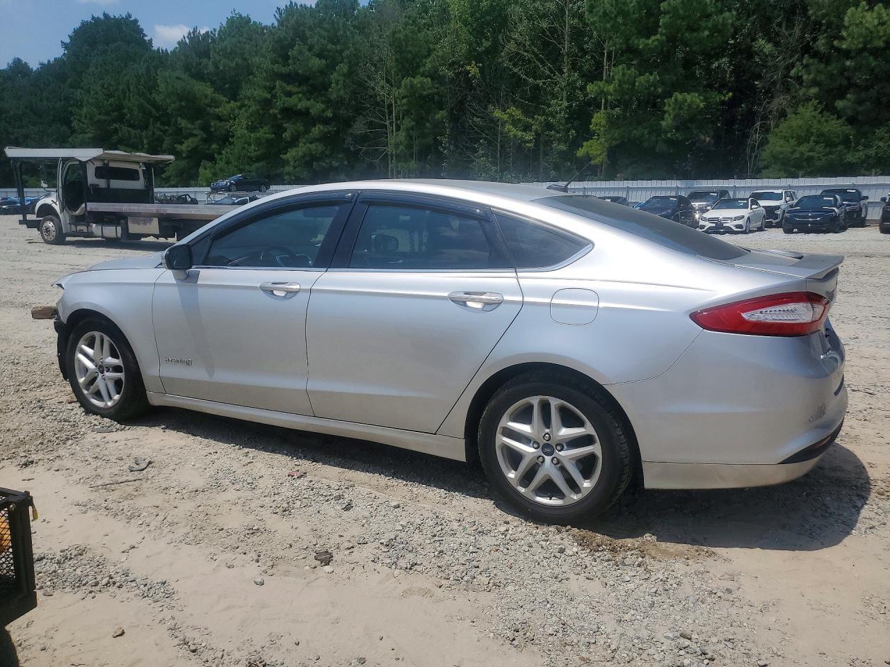 2015 Ford Fusion S - Фото 2