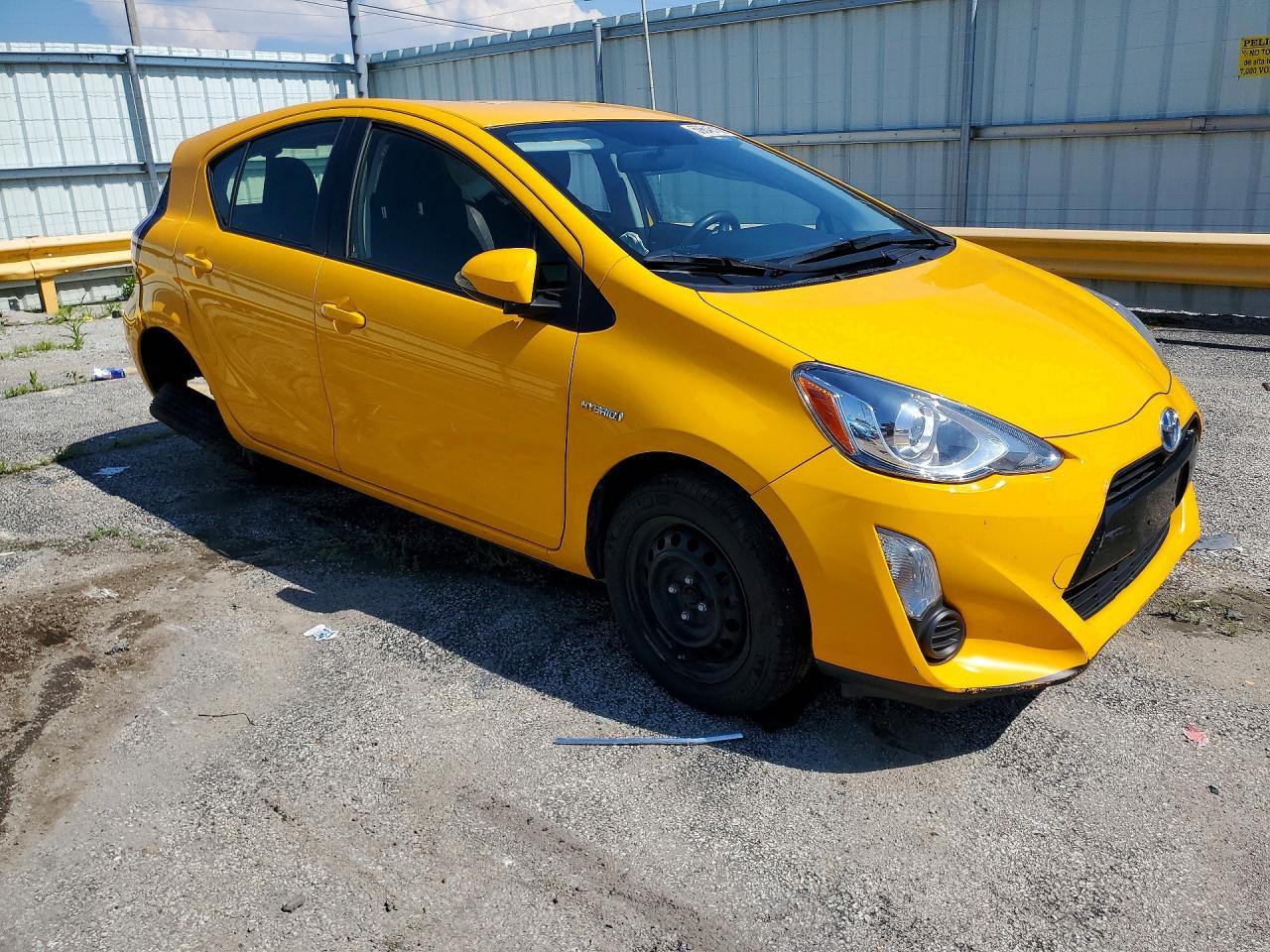2015 Toyota Prius C Two - Фото 4