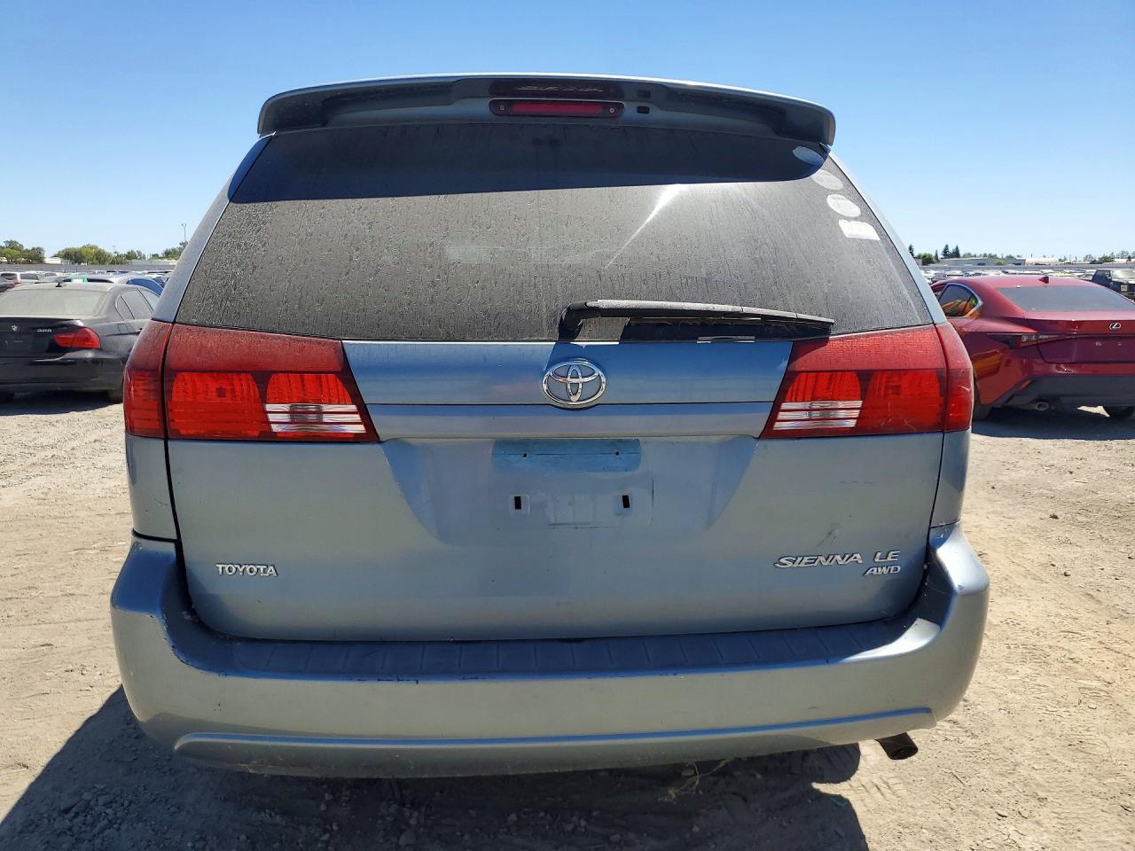2005 Toyota Sienna Le - Image 6