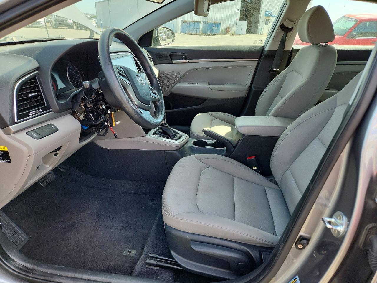 2017 Hyundai Elantra Se - Фото 7