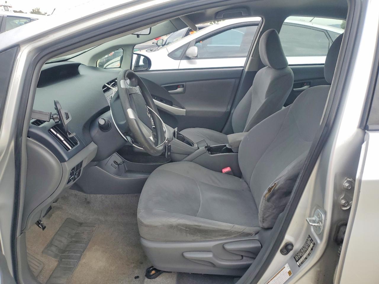 2010 Toyota Prius Iii - Image 7