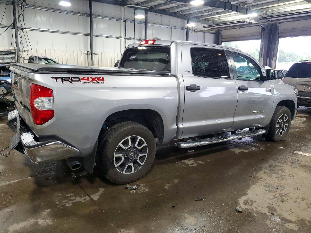2020 Toyota Tundra Sr5 - Фото 3