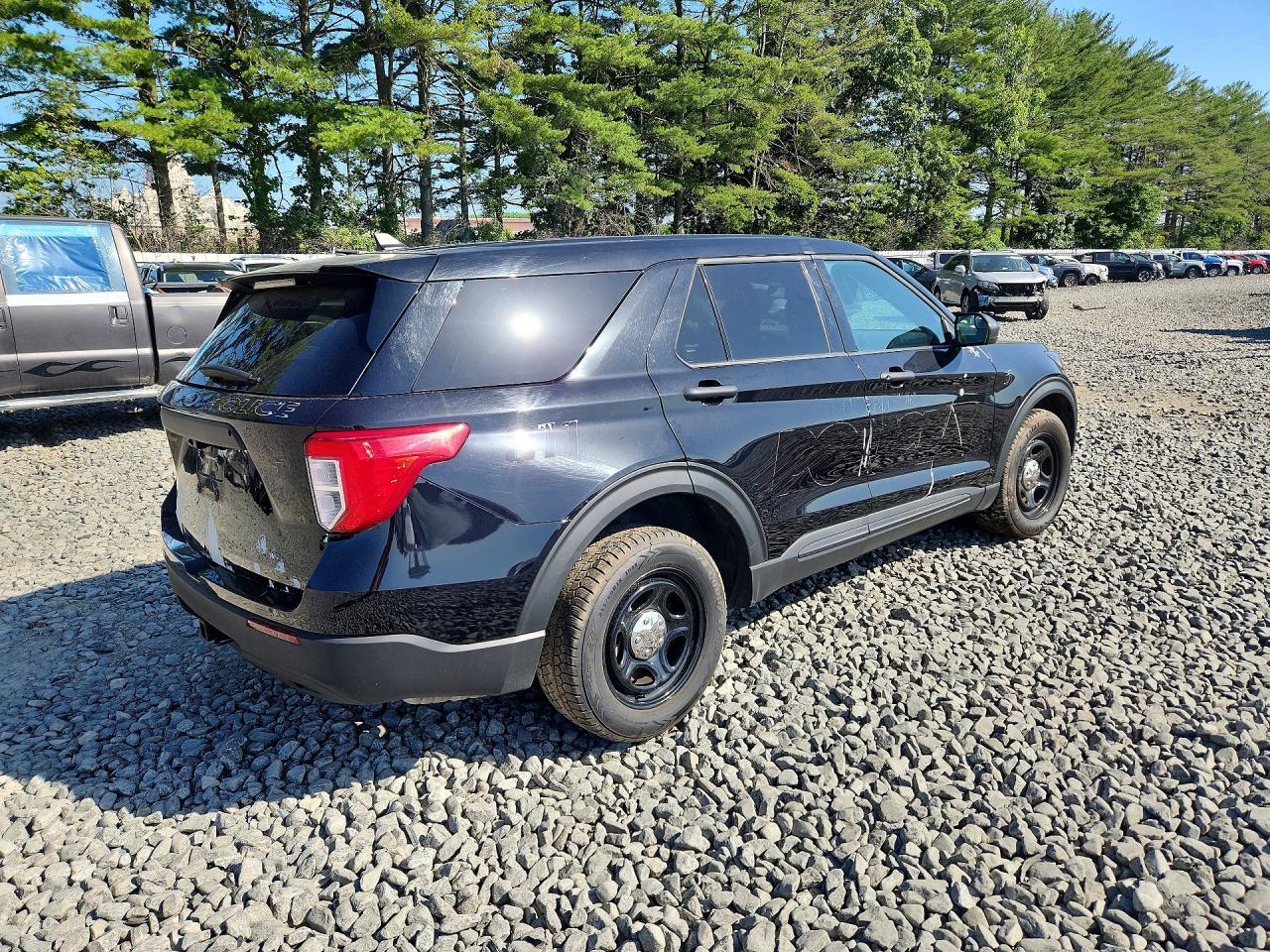 2023 Ford Explorer Police Interceptor - Фото 3