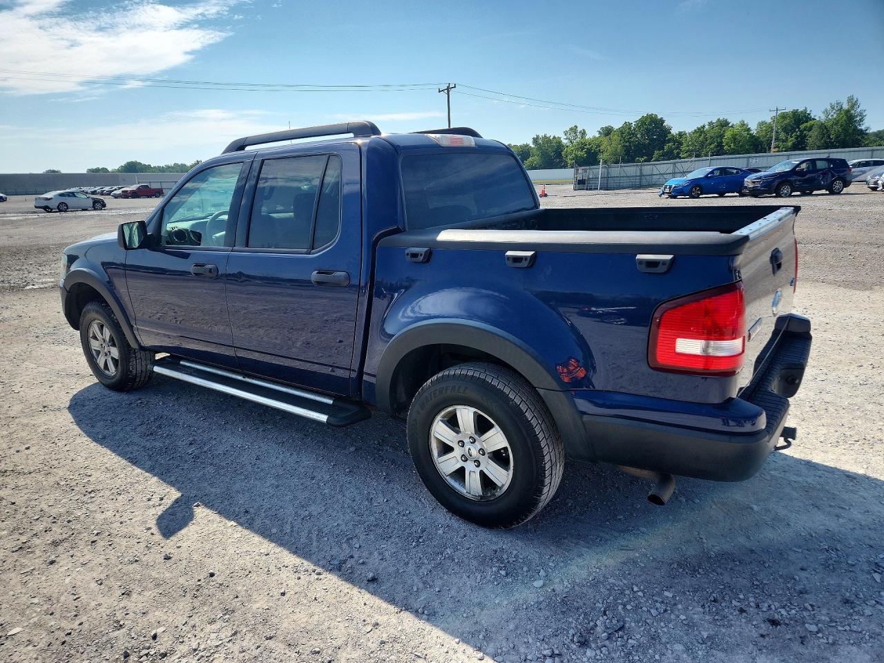 2007 Ford Explorer Sport Trac Xlt - Фото 2