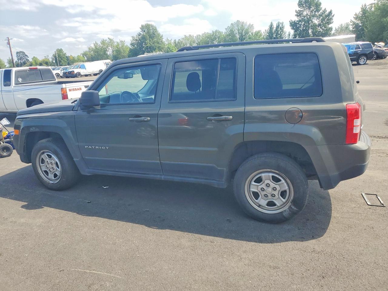 2016 Jeep Patriot Sport - Фото 2