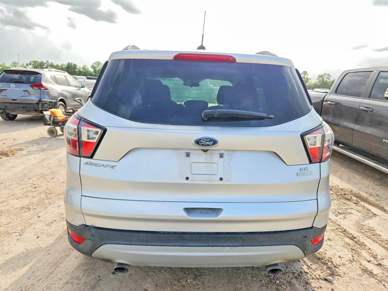 2018 Ford Escape Se - Фото 6