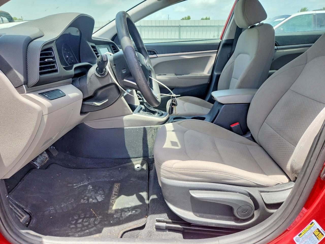 2019 Hyundai Elantra Se - Фото 7