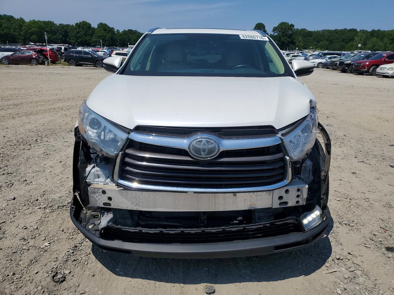 2015 Toyota Highlander Limited Platinum - Image 5